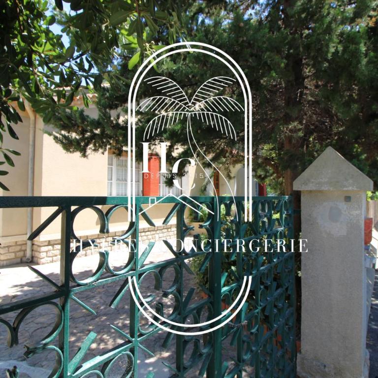Les Grillons Pieds dans l'eau Beau Rivage By HC - Maison de Vacances 4 Chambres - 31