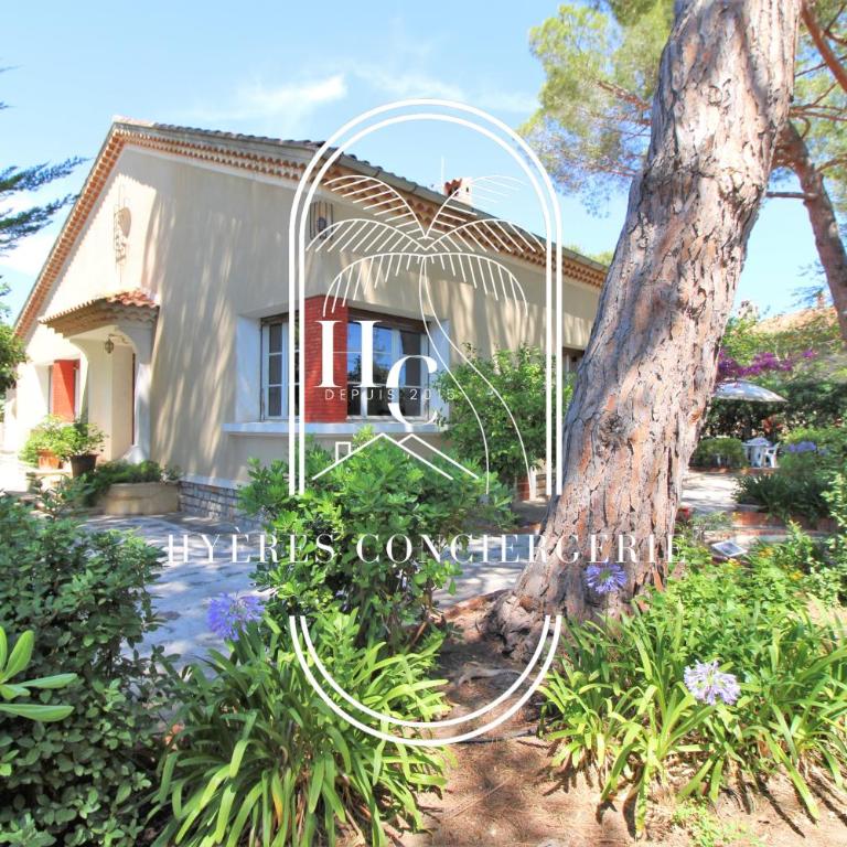 Les Grillons Pieds dans l'eau Beau Rivage By HC - Maison de Vacances 4 Chambres - 37