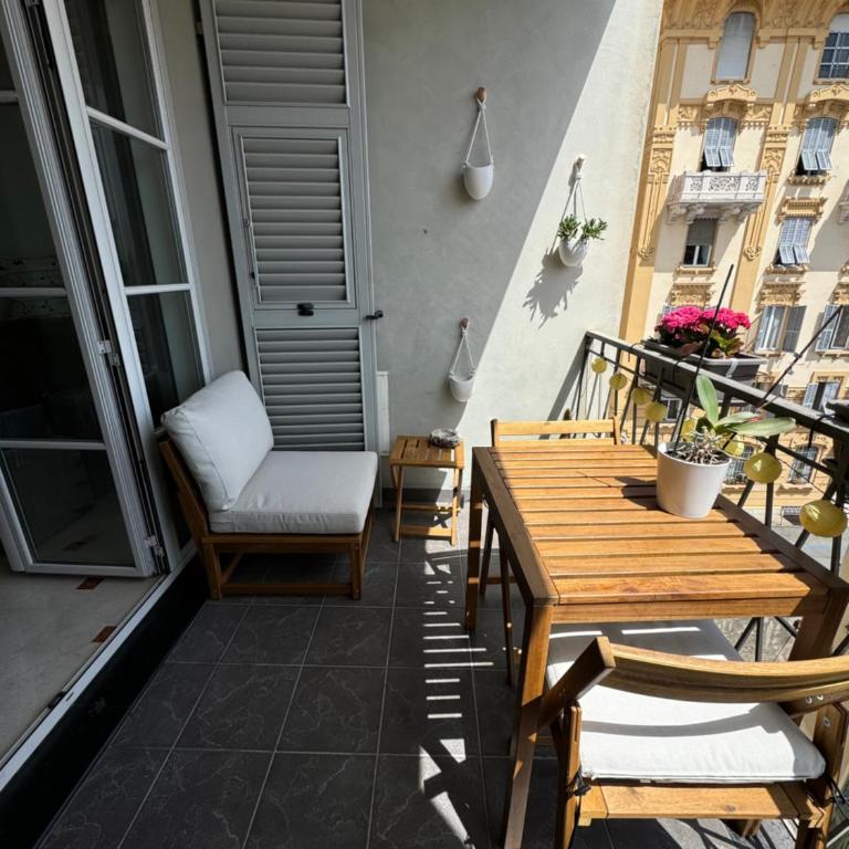 La Chicca del Carmine - One-Bedroom Apartment with Terrace - 8