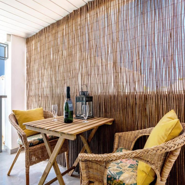 The Beach House - Central location - Private Plunge Pool - Roof Terrace - 100m to Beach - Casa - 21