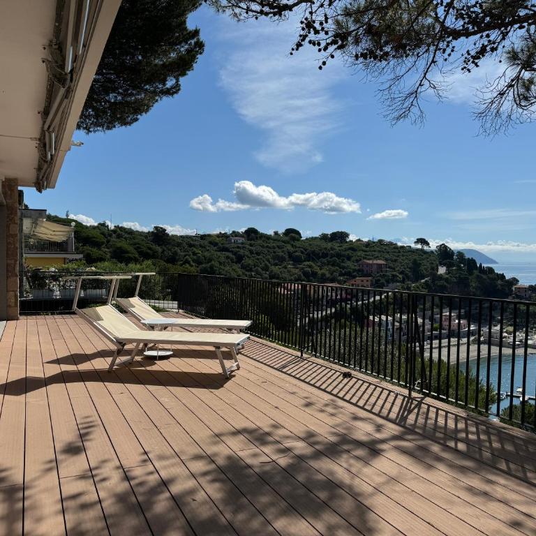 Exclusive designer apartment Facing Palmaria Island Spacious scenic terrace Bright Modern Interiors Fully equipped kitchen Air conditioning Private parking Up to 6 guests - Casa Vacanze - 27