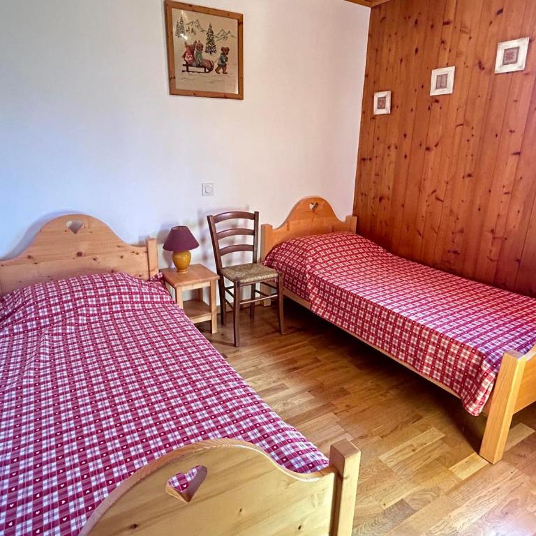 Appartement Spacieux - Terrasse, Jardin et Cheminée - À 5 Min du Centre des Gets - FR-1-623-100 - Appartamento (8 Adulti) - 9