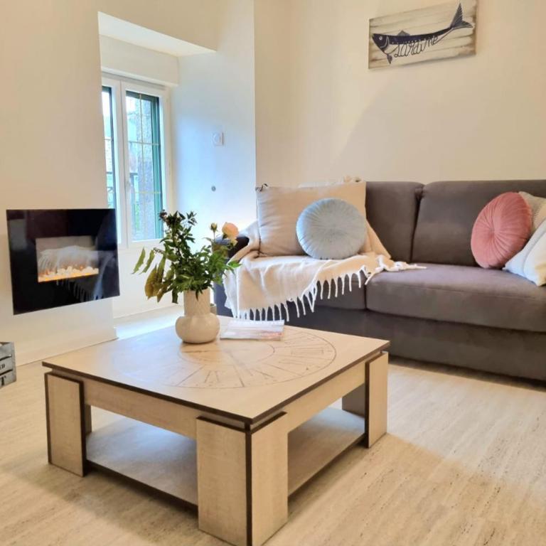 LE MISTRAL DU CENTRE VILLE ,chaleureux à 2 min de la plage - Apartment mit 1 Schlafzimmer - 3