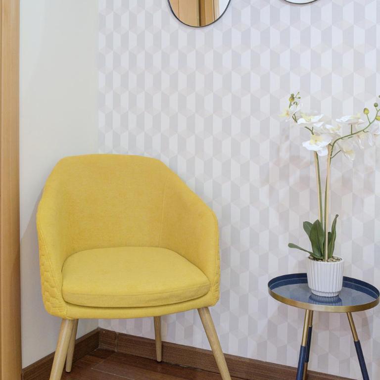 Apartamento céntrico en Granada con WIFI - Three-Bedroom Apartment - 13