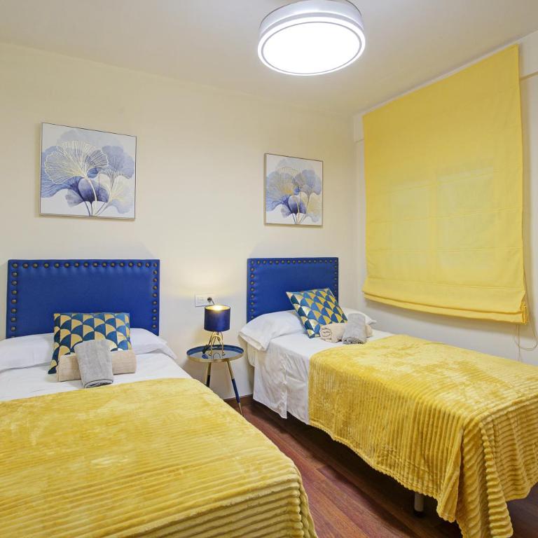 Apartamento céntrico en Granada con WIFI - Three-Bedroom Apartment - 7