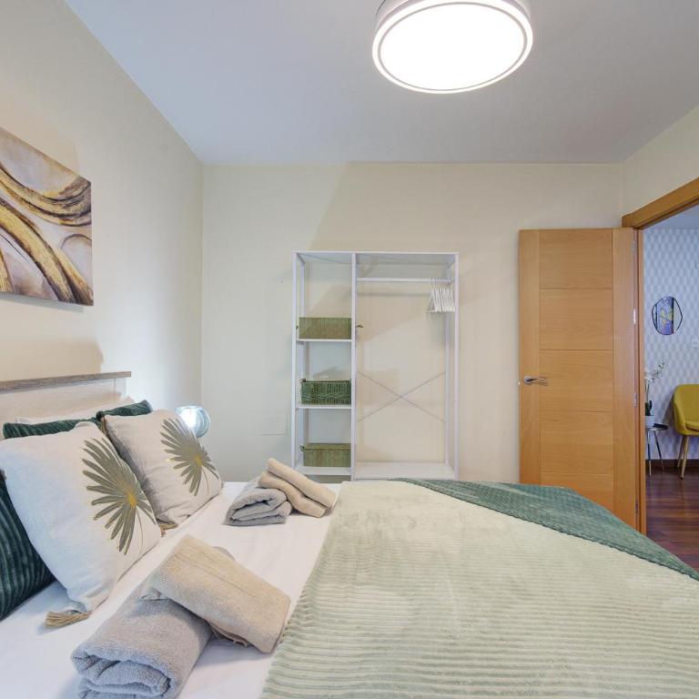 Apartamento céntrico en Granada con WIFI - Three-Bedroom Apartment - 18