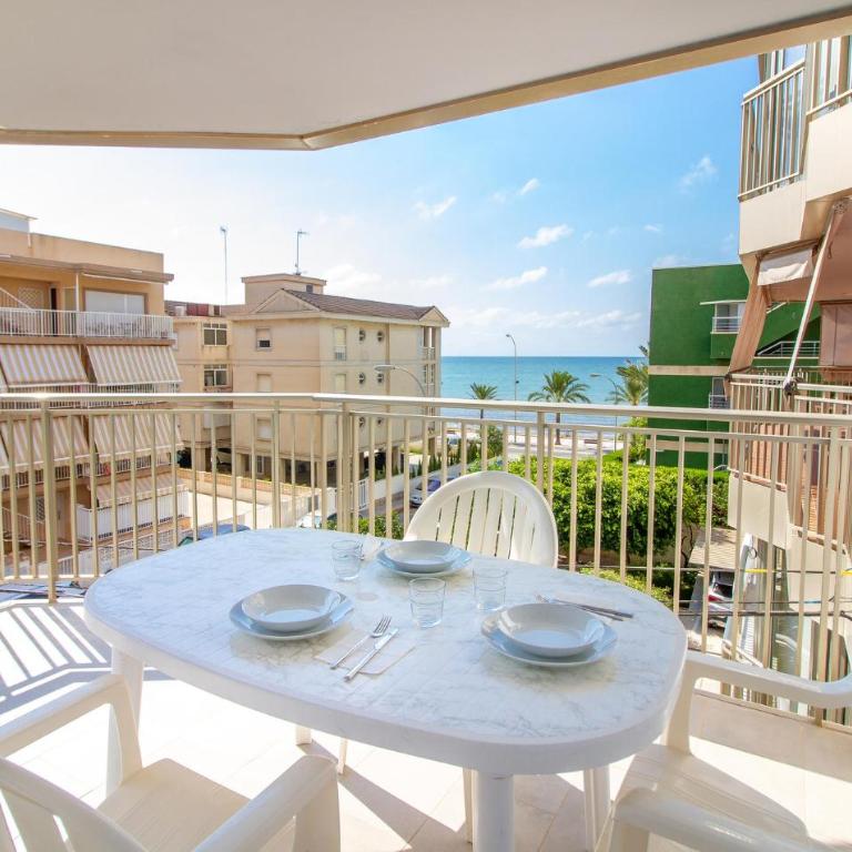 Beach Front Apartment In Santa Pola With Wifi - Apartamento de 2 dormitorios - 1