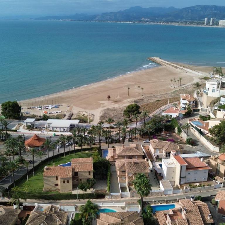 Cap Blanc Apartment with Sea View and Beach - Two-Bedroom Apartment - 42