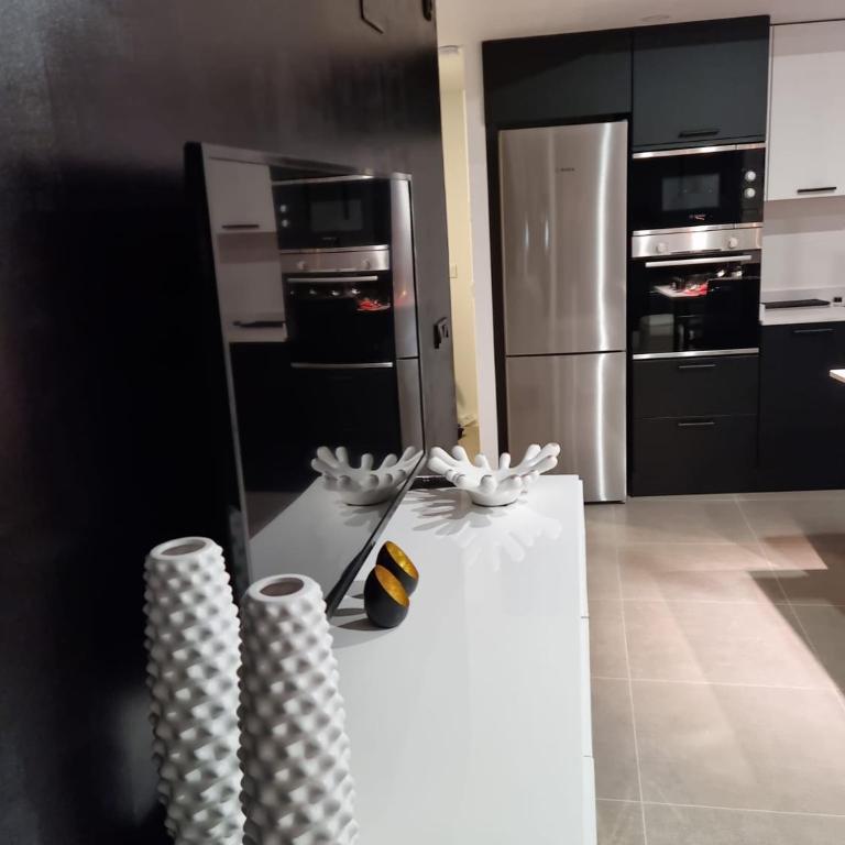 "BOUTIQUE H8" Beach Roof Terrace Infinity Pool Bar SPA Padel Swimming Pool - Apartamento de 1 dormitorio - 35