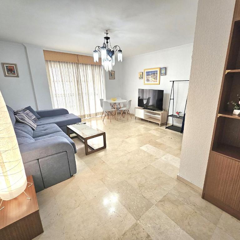 ALMERIA CENTRO y CONFORT - Apartamento de 3 dormitorios - 2