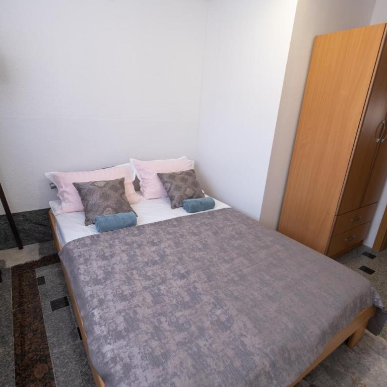 GOOD People - Two-Bedroom Apartment - 12