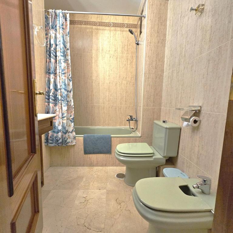 ALMERIA CENTRO y CONFORT - Apartamento de 3 dormitorios - 18
