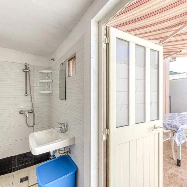 Appartamento climatizzato al centro del paese con patio esterno - Casa con 2 Camere da Letto - 18