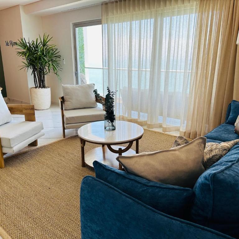 Isla Pájaros - Beach Condo - Three-Bedroom Apartment - 6