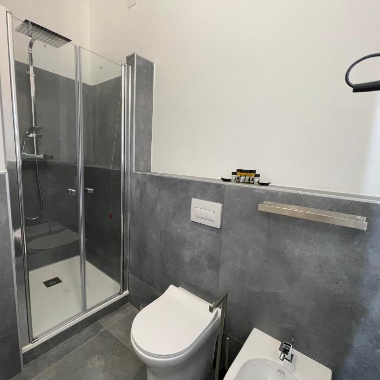 Le Cisterne Guest house Suite&Rooms - Camera King - 4