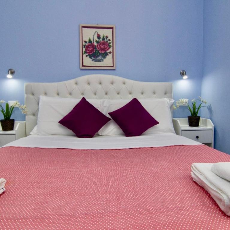 B&B Corso Italia - Camera Familiare con Bagno Privato - 5