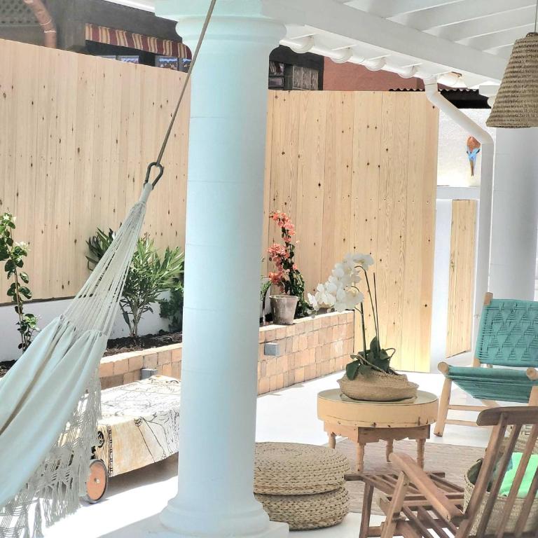 MAISON SAJARELLE - Three-Bedroom House - 2