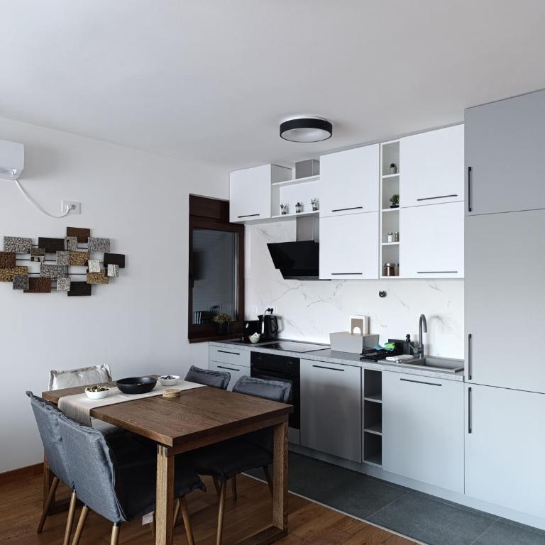 Apartman Rentals Lux KG 1 - Two-Bedroom Apartment - 10