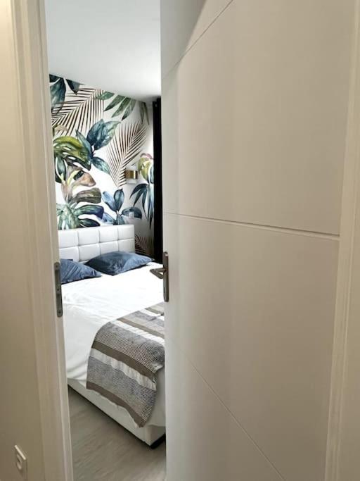 La Villa du Soleil - Three-Bedroom Apartment - 21
