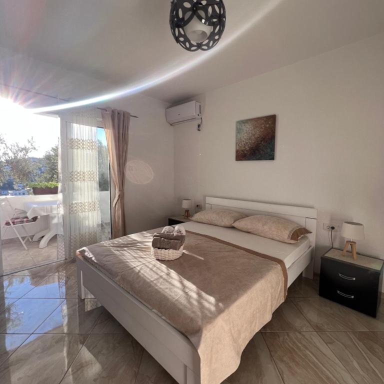 Suka Apartments - Two-Bedroom Apartment - 6