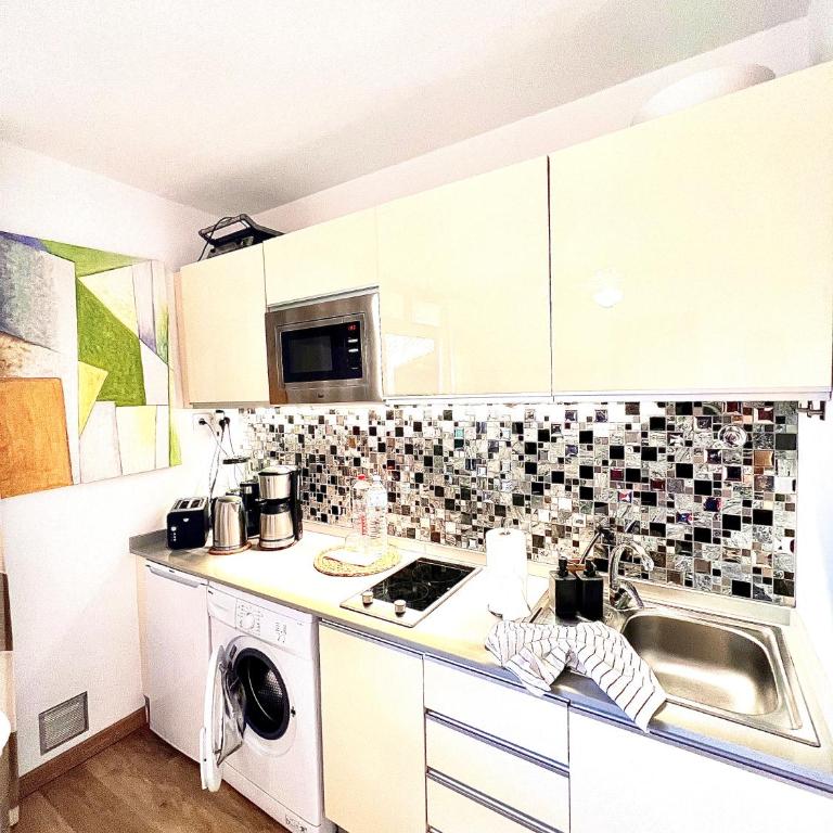 Solymar Premium Apartment - One-Bedroom Apartment - 23