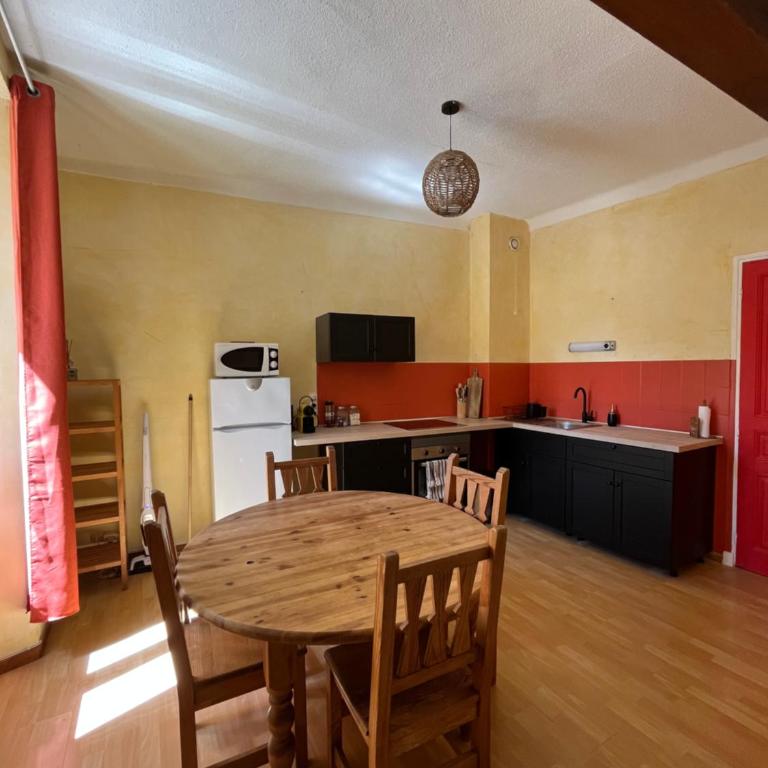 Appart plein centre lit King size , canapé lit et wifi - Appartamento con 1 Camera da Letto - 4