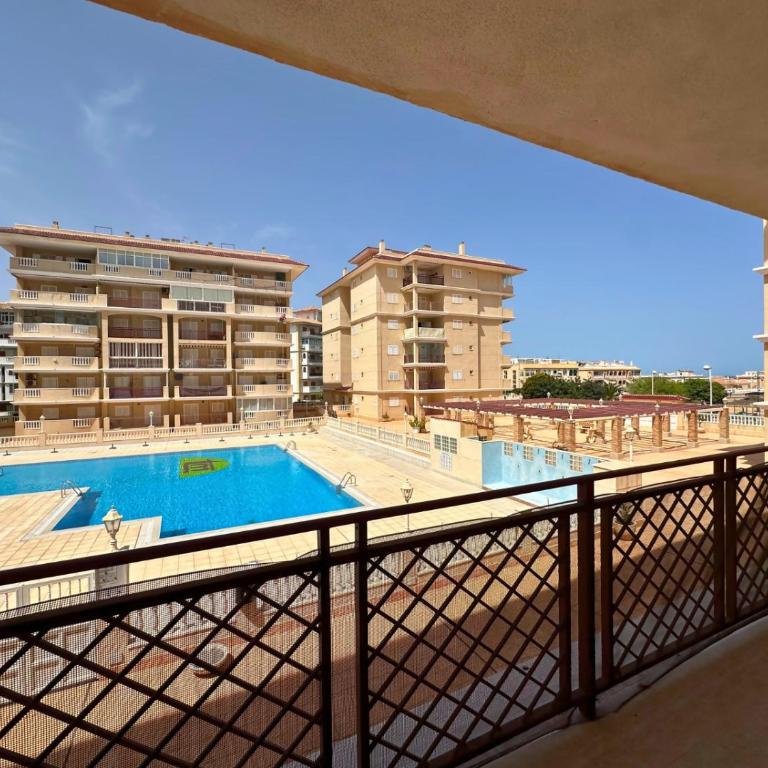 Ciprés 4: Apartamento en urbanización con piscina - Apartment with Terrace - 2