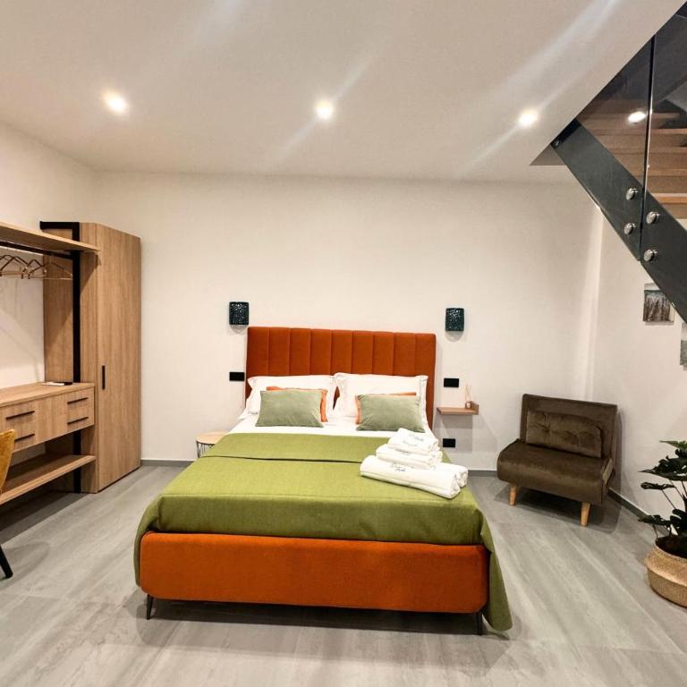 Frida Luxury B&B - Camera Tripla Deluxe con Vista Mare - 2