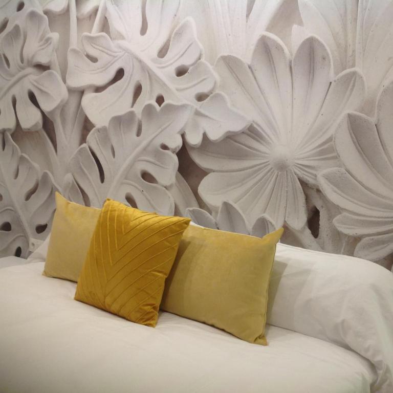 Serendipity Hispalis Nervión - Estudio con cama extragrande y sofá cama - 6