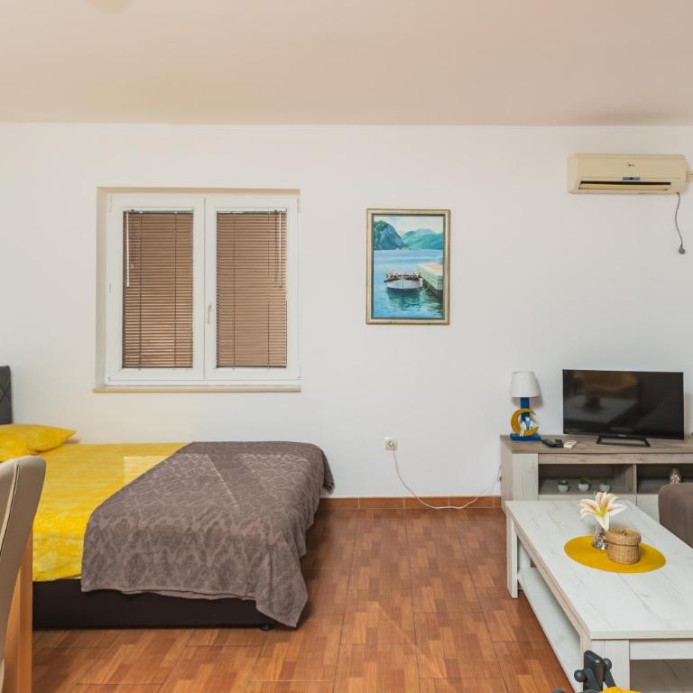 Apartments Franićević - Apartman s 1 Spavaćom Sobom i Balkonom - 19