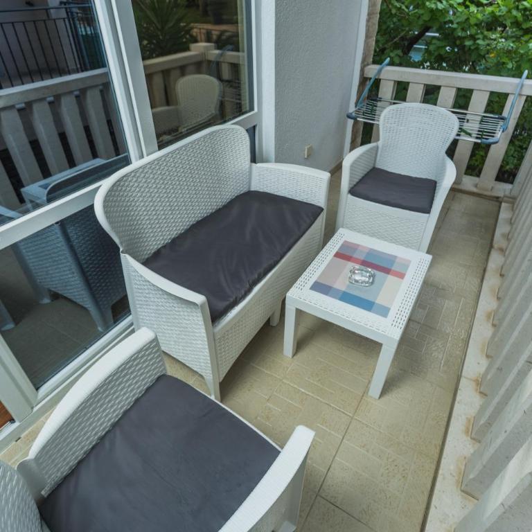Apartments Franićević - Apartman s 1 Spavaćom Sobom i Balkonom - 25