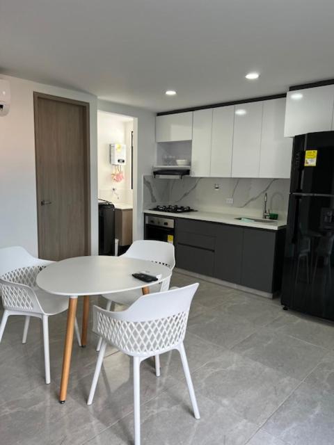 Apartamento moderno y cómodo cerca a Viva Envigado - Apartamento de 1 dormitorio - 15