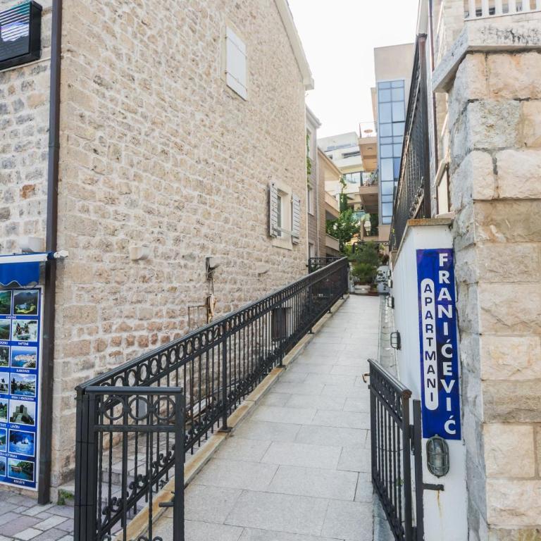 Apartments Franićević - Apartman s 1 Spavaćom Sobom i Balkonom - 29