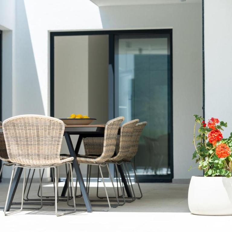 Villa Bellevue - Three-Bedroom Villa - 6