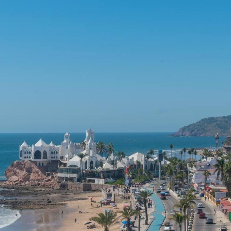 Depa en Malecon con Vista al Mar - Two-Bedroom Apartment - 33