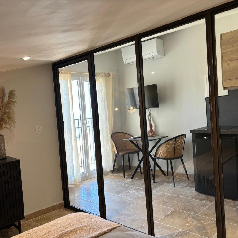 La Pablita by Evasion Riviera, Vieil Antibes, Remparts - Apartment with Sea View - 6