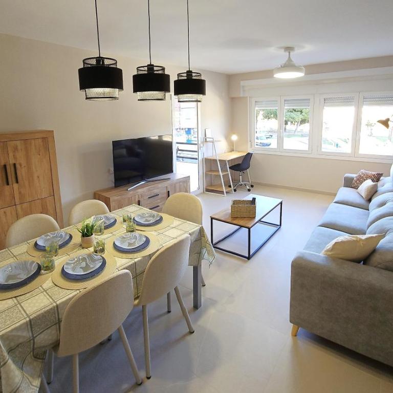Apartamento REFORMADO con PARKING a 1 minuto de la PLAYA - Apartamento de 3 dormitorios - 14
