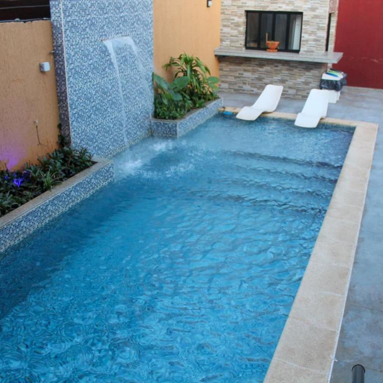 Apart de la Selva - Apartment - 1