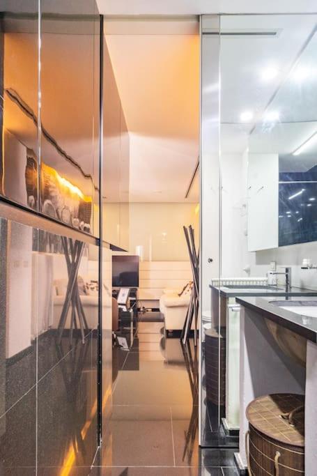 Luxury suite 2 min dal Politeama - Free Parking - Appartamento con 1 Camera da Letto - 4
