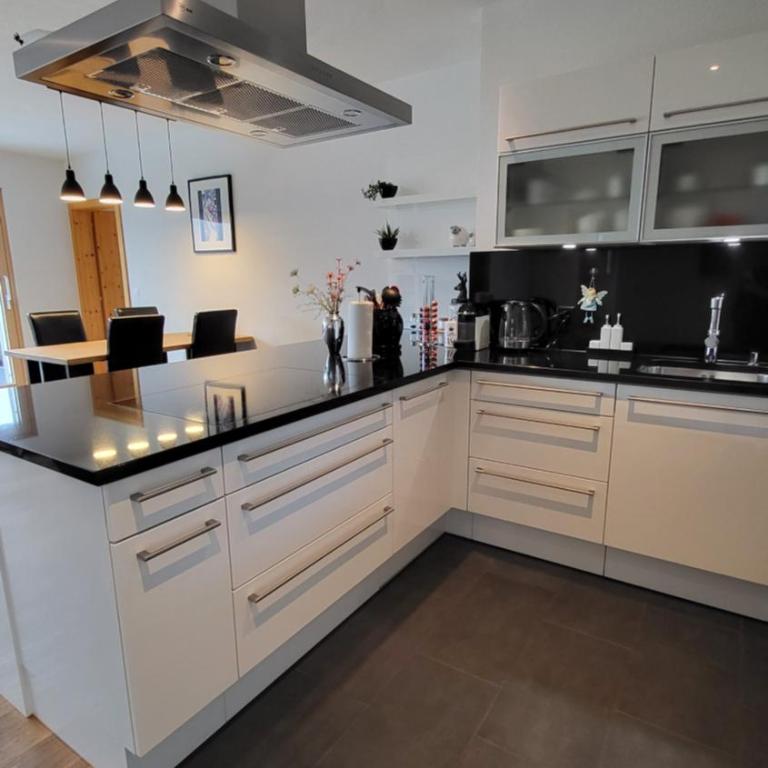 Chasa Scandella Apartment Tanja - Apartment mit 2 Schlafzimmern - 5