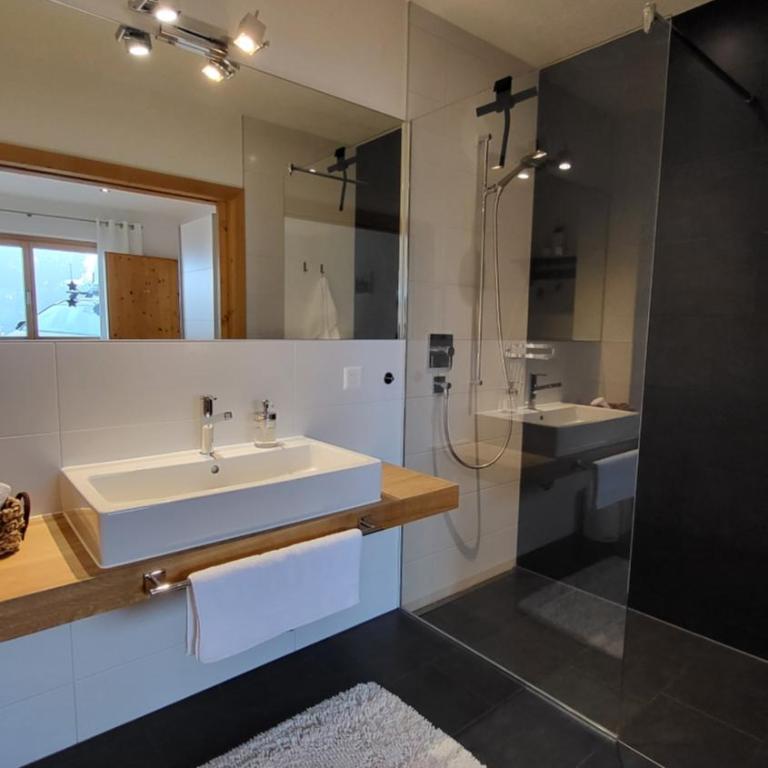 Chasa Scandella Apartment Tanja - Apartment mit 2 Schlafzimmern - 8