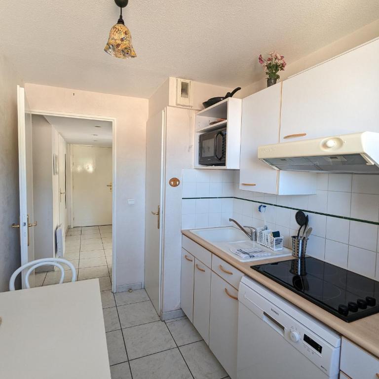 Centre Arcachon - Grand T3 Calme, Lumineux avec Terrasse et Parking, Proche Plages et Commerces - FR-1-420-8 - Apartment (5 Adults) - 19