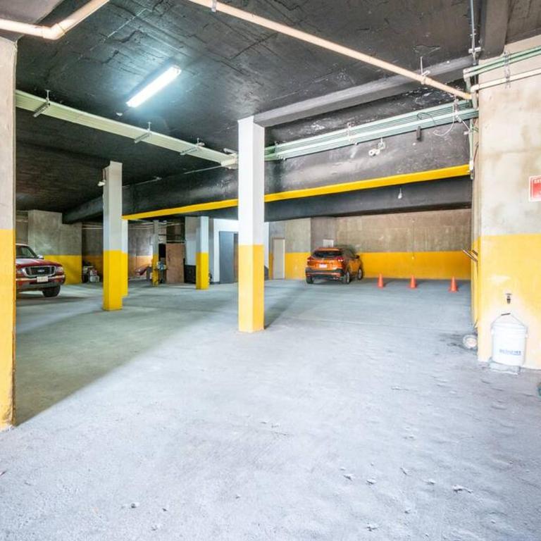 Preciosa Penthouse Con Vista Panoramica - Three-Bedroom Apartment - 16