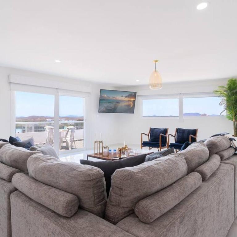 Preciosa Penthouse Con Vista Panoramica - Three-Bedroom Apartment - 17