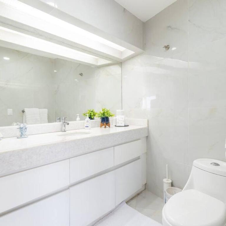 Preciosa Penthouse Con Vista Panoramica - Three-Bedroom Apartment - 23