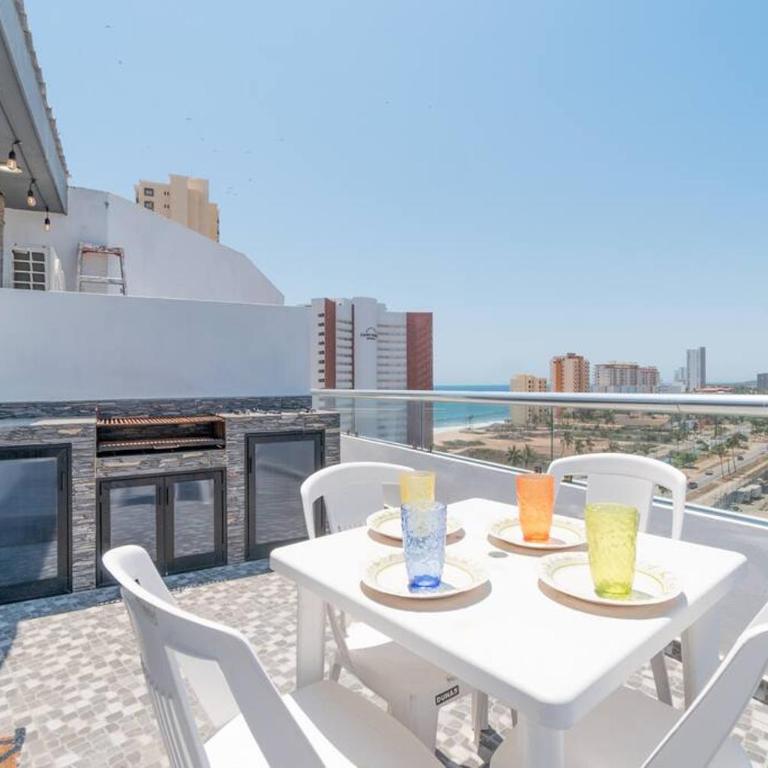 Preciosa Penthouse Con Vista Panoramica - Three-Bedroom Apartment - 26