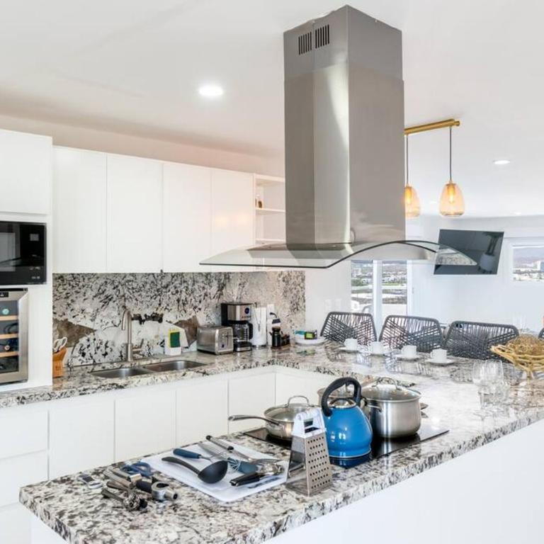 Preciosa Penthouse Con Vista Panoramica - Three-Bedroom Apartment - 30