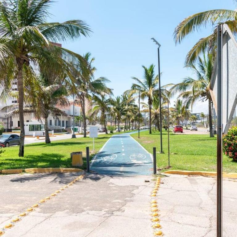 Preciosa Penthouse Con Vista Panoramica - Three-Bedroom Apartment - 34