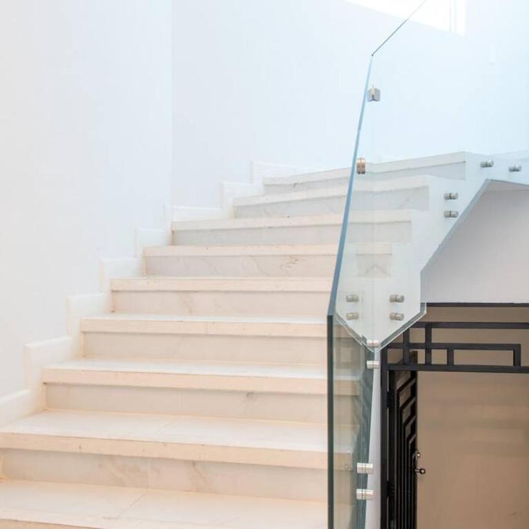 Preciosa Penthouse Con Vista Panoramica - Three-Bedroom Apartment - 35