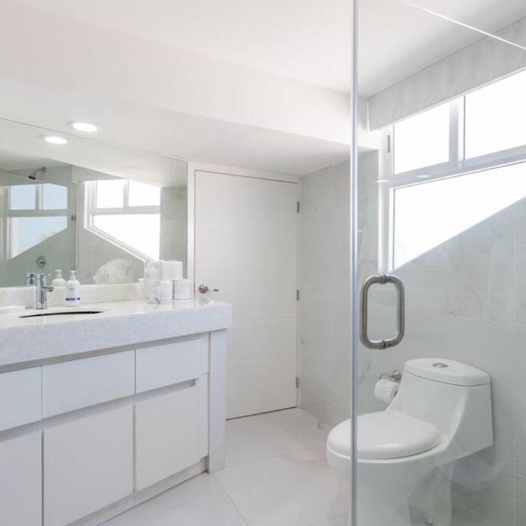 Preciosa Penthouse Con Vista Panoramica - Three-Bedroom Apartment - 40